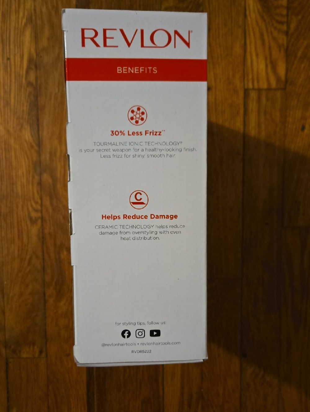 Revlon One-Step Volumizer (Model #RVDR5222) - Picture 3 of 9